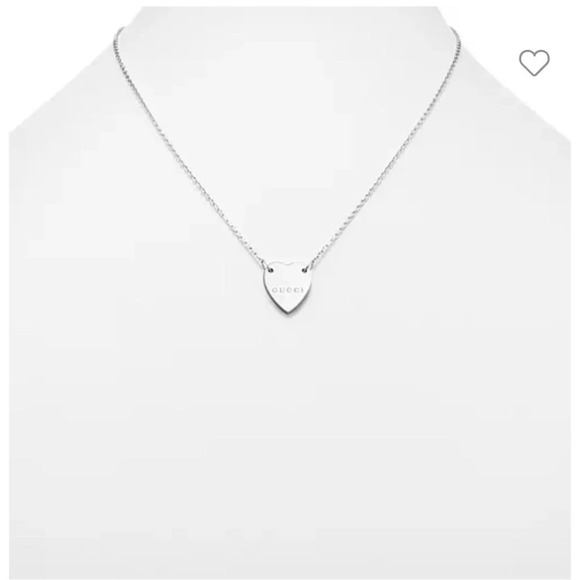 GUCCI HEART NECKLACE PRE LOVED - Good Condition - Picture 4 of 7